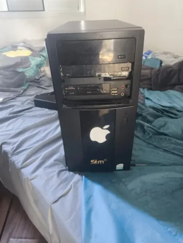 Gabinete ATX Preto Sim+ Vazio (Com USB E Leitor De Cartão Frontal)