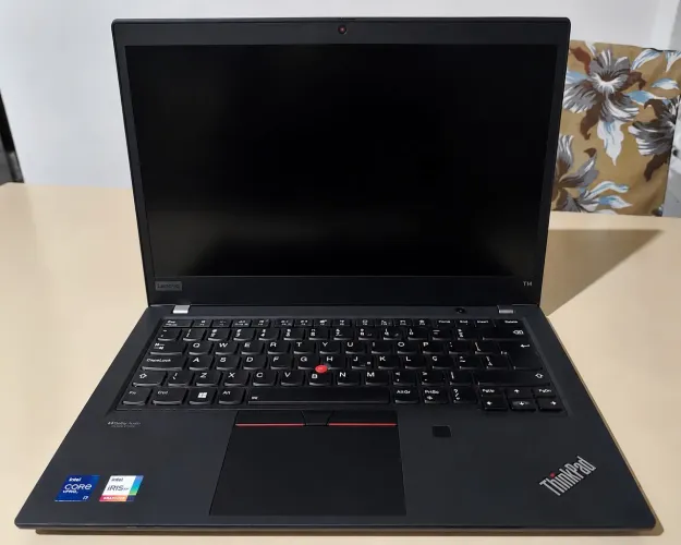 Notebook Lenovo ThinkPad T14 Gen 2 - Intel Core i7 11ª Geração, 16GB RAM, Tela 14"
