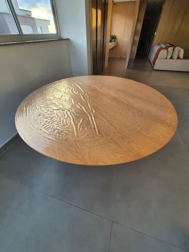 Mesa de jantar redonda 1,6m em madeira natural