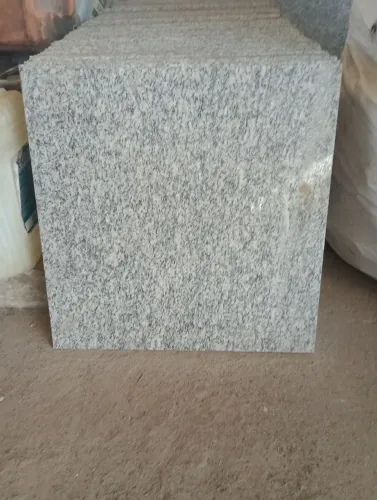 PISO DE GRANITO 60X60cm