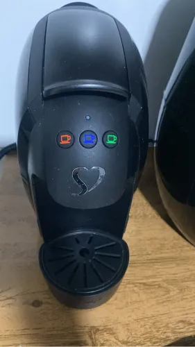 Vendo cafeteira 3 corações