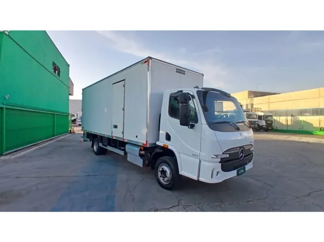 Mercedes-benz Accelo 2025