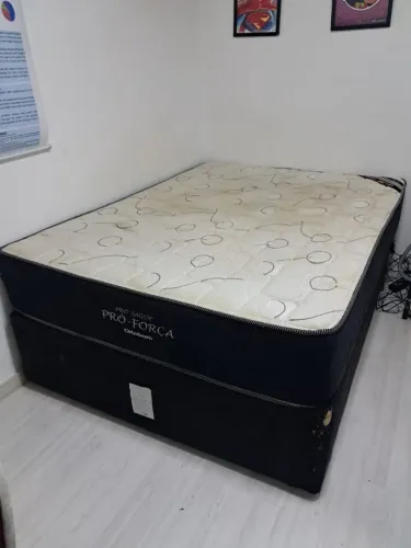 Conjunto Box Baú Casal Ortobom + Colchão Ortopédico Pró-Saúde Pró-Força - R$ 1.000