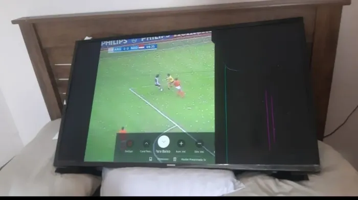 Smart TV Samsung 43. Defeito na Tela.  GUARULHOS SP. 