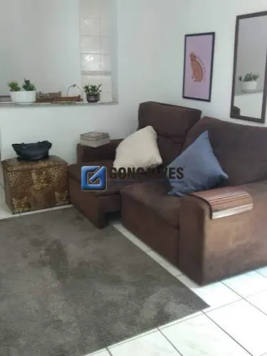 Apartamento 2 quartos com suíte na Vila América, Santo André Financia, frente e quintal