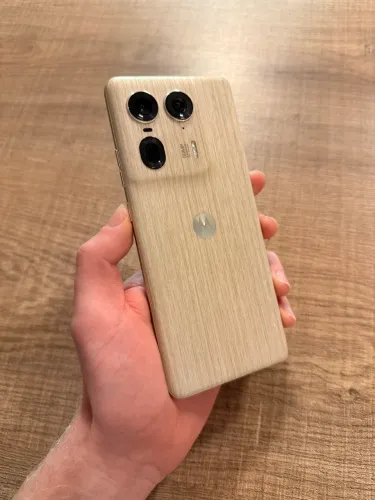 Moto Edge 50 Ultra 512gb