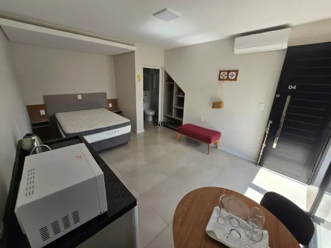 INBOX CIA IMOBILIÁRIA ALUGA APARTAMENTO DO TIPO KITNETE MOBILIADO NO BAIRRO FENAVINHO NA C