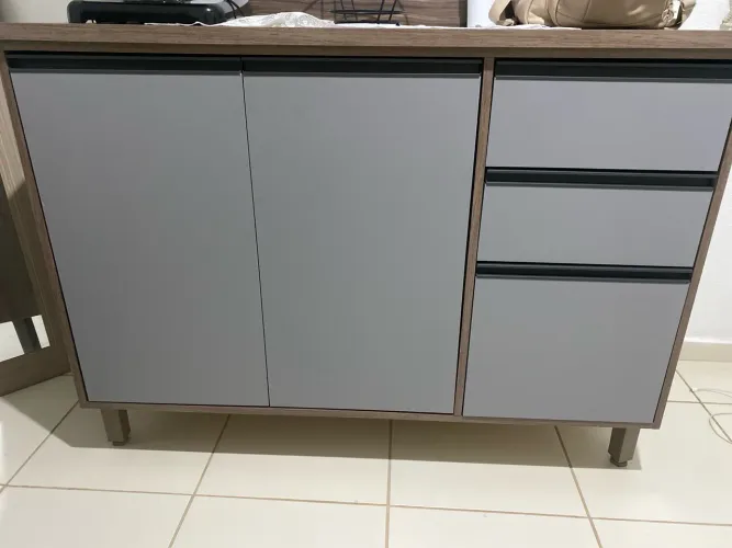 Armário em excelente condições, pouco tempo de uso, interessados mandar mensagem
