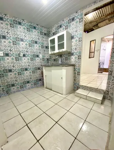 ALUGO OU VENDO CASA 3/4 GARAGEM NA VILA PRAIANA