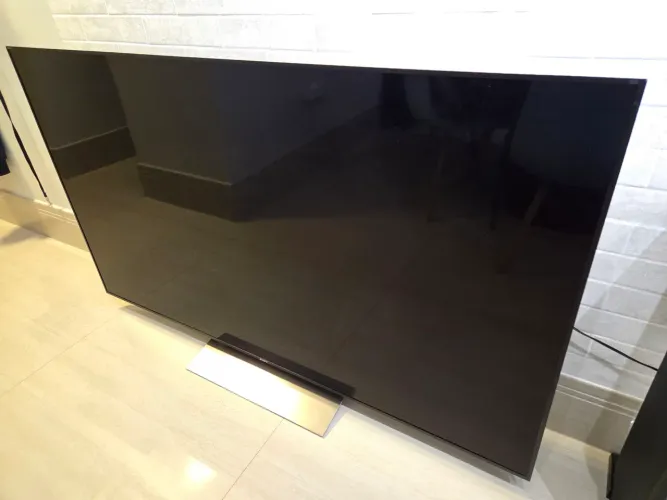 TV Sony Bravia 65 pol. XBR-65X905E (Não Liga) - Tela Intacta