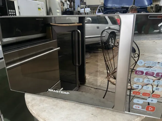 Microondas da Brastemp de inox 30 litros,em perfeito estado 