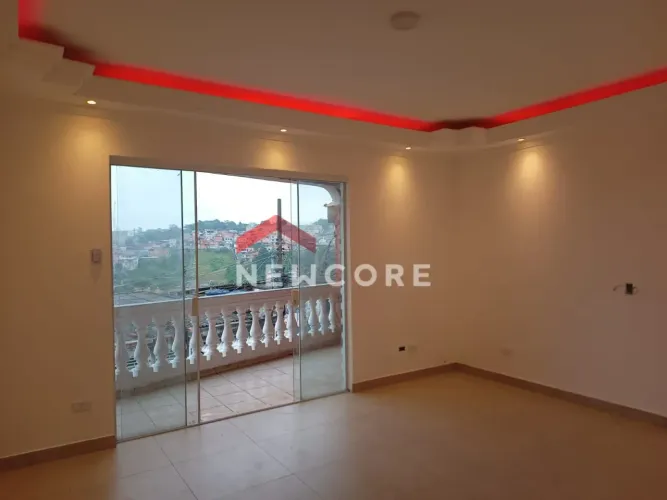 Sobrado em Avenida Benvenuto Bagnara - Jardim Zaira - Mauá/SP