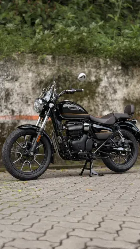 Meteor 350 Super Nova Black 0Km - 26/27