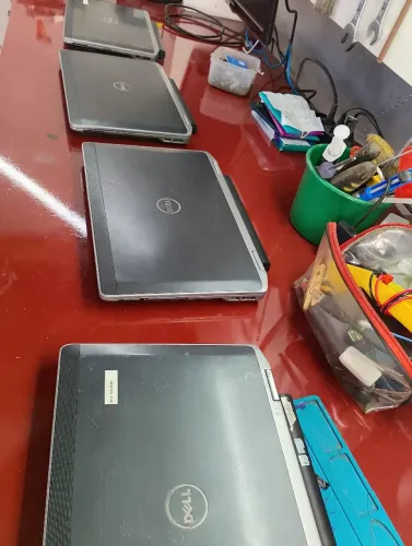 Lote com 7 notebooks Dell Latitude E6320. "1.000 pelos 7" 