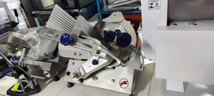 Fatiador de frios AXT-30 Automatico Gural