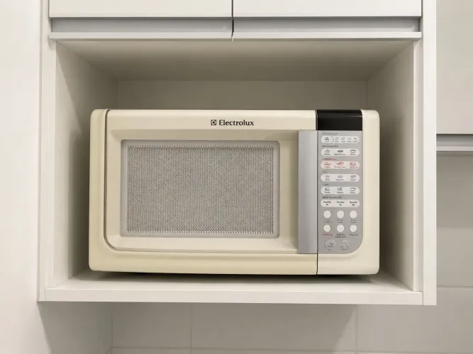 Micro-ondas Electrolux Funcionando Perfeitamente