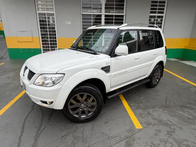 Mitsubishi Pajero TR4 2.0/ 2.0 Flex 16V 4X4 Aut. 2012