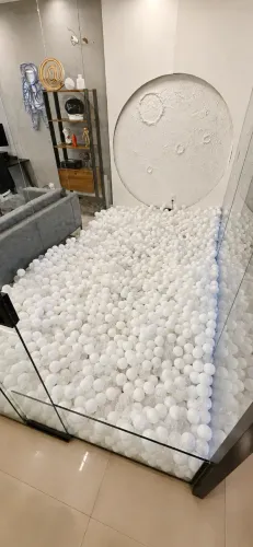 4.000 Bolinhas Premium para Piscina de Bolinhas - Brancas e Cristal - 76mm