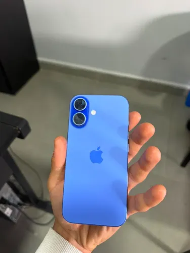 iPhone 16 256Gb azul