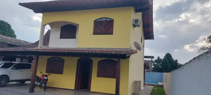Papucaia- Centro- Linda Casa Maravilhosa- Primeiro que ver Compra!!!