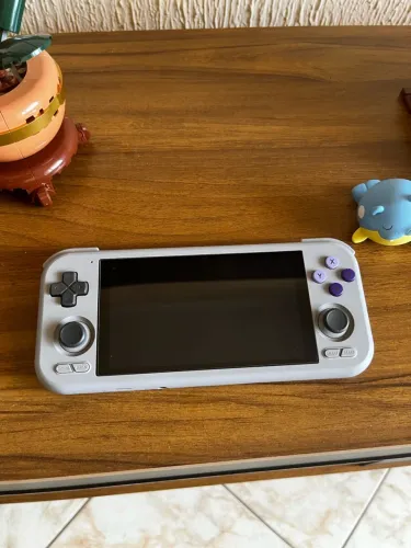 Retroid Pocket 4 Pro