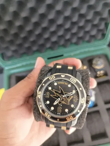 Relógio invicta original edição limitada NHL