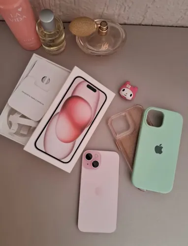iPhone 15 256 GB