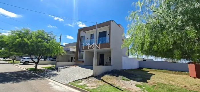 Sobrado à venda em Paulínia, Parque Brasil 500, com 3 suítes, com 200 m²