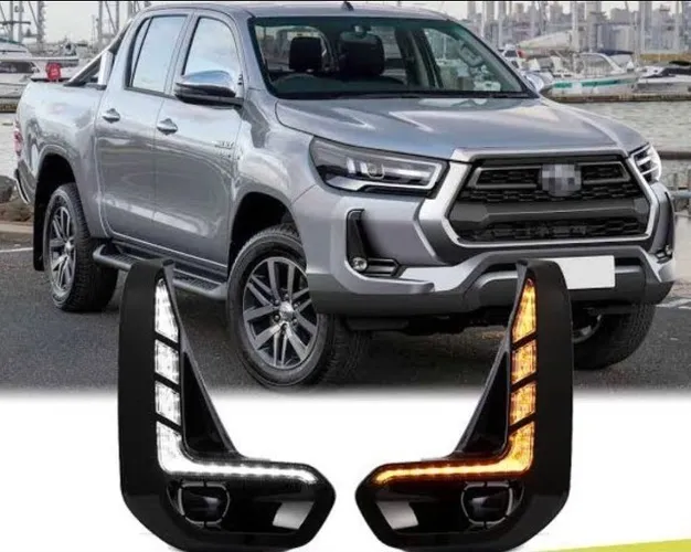 Par Moldura Drl Hilux 2021 Com Seta Sequencial E Animação Srv Srx