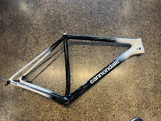 QUADRO CANNONDALE FSI CARBON 5 TAMANHO 21 