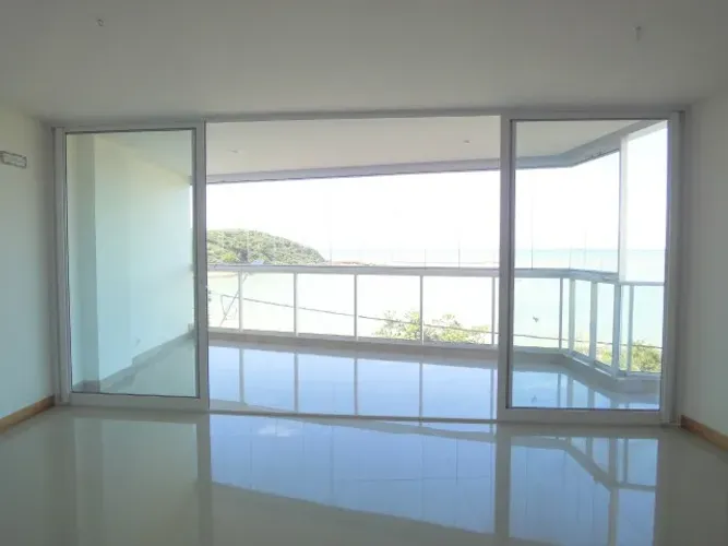 Apartamento Frente Mar Enseada Azul Guarapari ES
