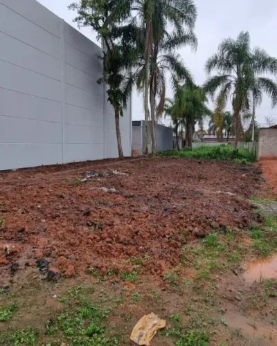 Terreno - 12x25 totalizando 300m² - localizado em Balneário Piçarras