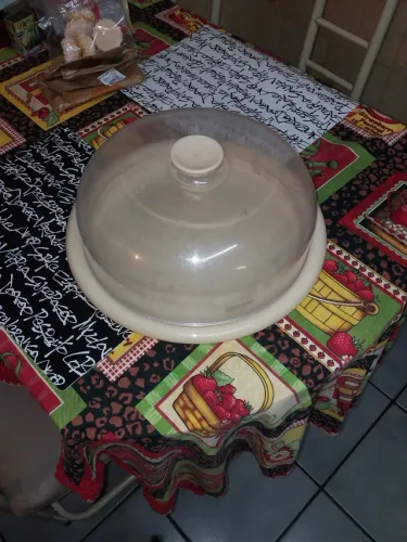 Cúpula para bolo e torta.