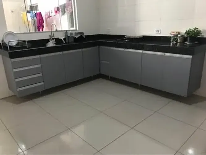 Fabricação de armários de cozinha,qualidade e preço justo, venha encomendar!