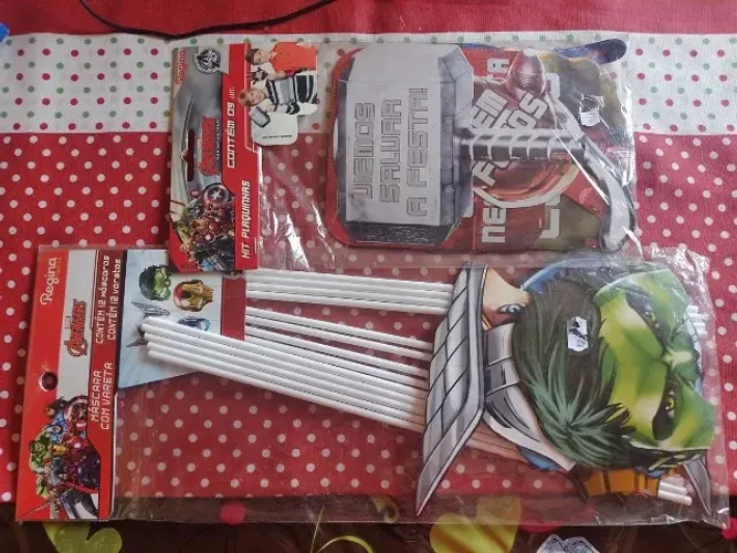 Kit Festa Avengers Vingadores Marvel - Plaquinhas e Máscaras Com Varetas