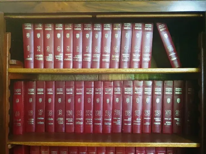Enciclopédia Saraiva de Direito - Impecável e Completa - Todos os 78 Volumes