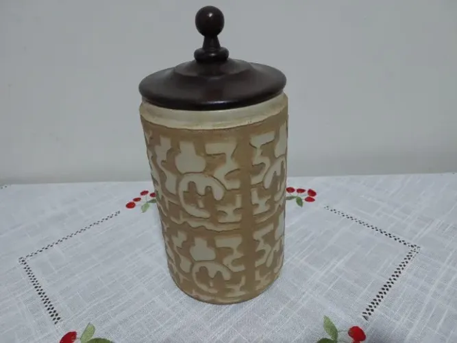 Pote de cerâmica