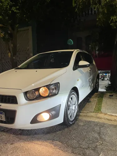 Chevrolet Sonic HB LTZ 1.6 16V Flexpower 5P Aut. 2014