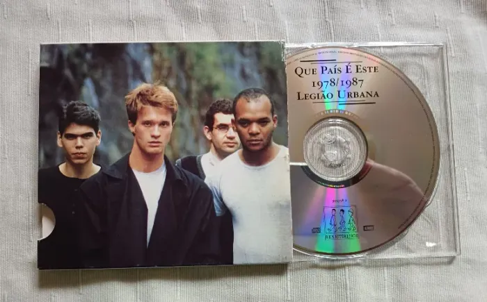Cd Legião Urbana - Que País É Este - Versão Econômica - Excelente Estado