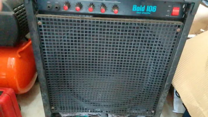 Caixa amplificada