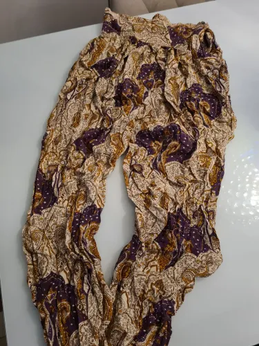 Calça vintage anos 80 estampada paisley CGC de tecido viscolinho com elástico