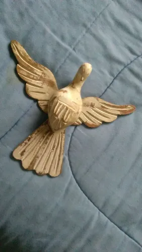 Escultura de Pomba Decorativa