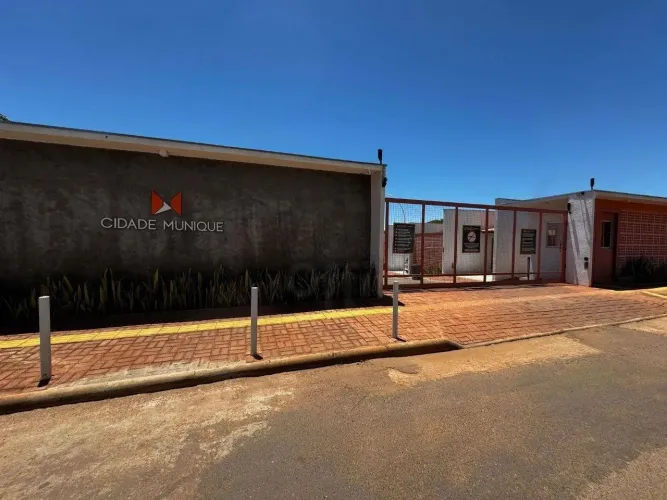 Casa com 3 dormitórios para alugar, 96 m² por R$ 2.550,00/mês - Chácaras Americanas - Anáp