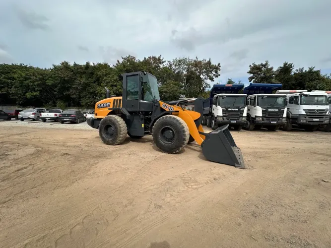 Pá Carregadeira Case 621D 2017