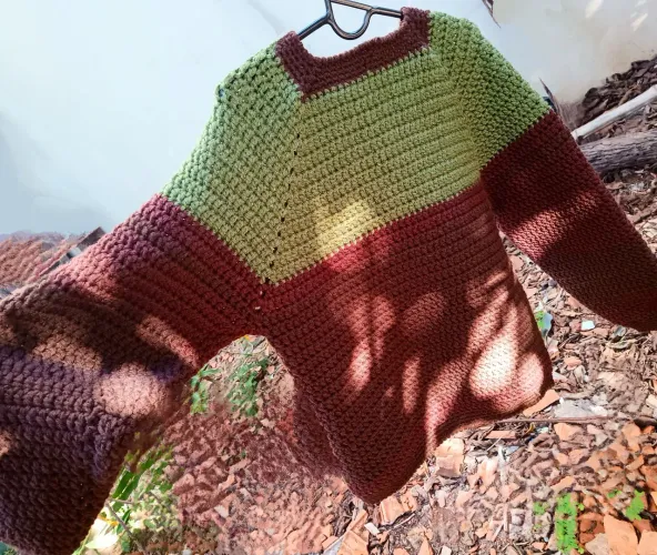 Blusa de crochê em lã unissex 