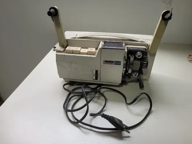 Projetor Magnon ZRS convertible Bell Ko-On, 8mm-Super 8mm, mudo e sonoro , feito no Japão