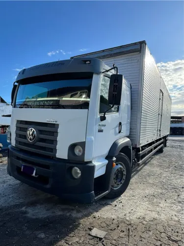 Caminhão Volkswagen Constellation 15.190E