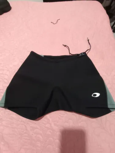 Bermuda Mormaii de neoprene 1.5 mm feminina 