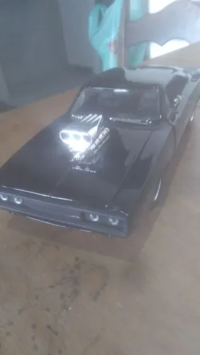 Miniatura  dodge 1/24 velozes é furioso 