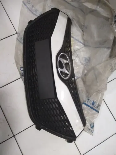 Grade Radiador Diant Hyundai Hb20 12-15